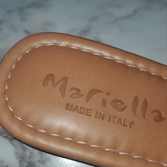 Mariella slide sandalsade in Italy - Picture 2 of 3